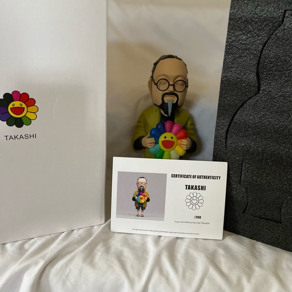 Takashi Murakami Figure - Picture 11 of 15